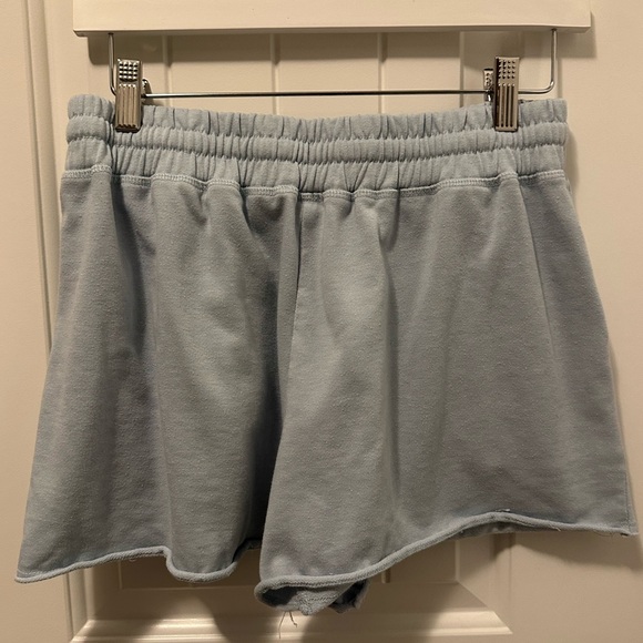 Splendid matching short set - Picture 3 of 5